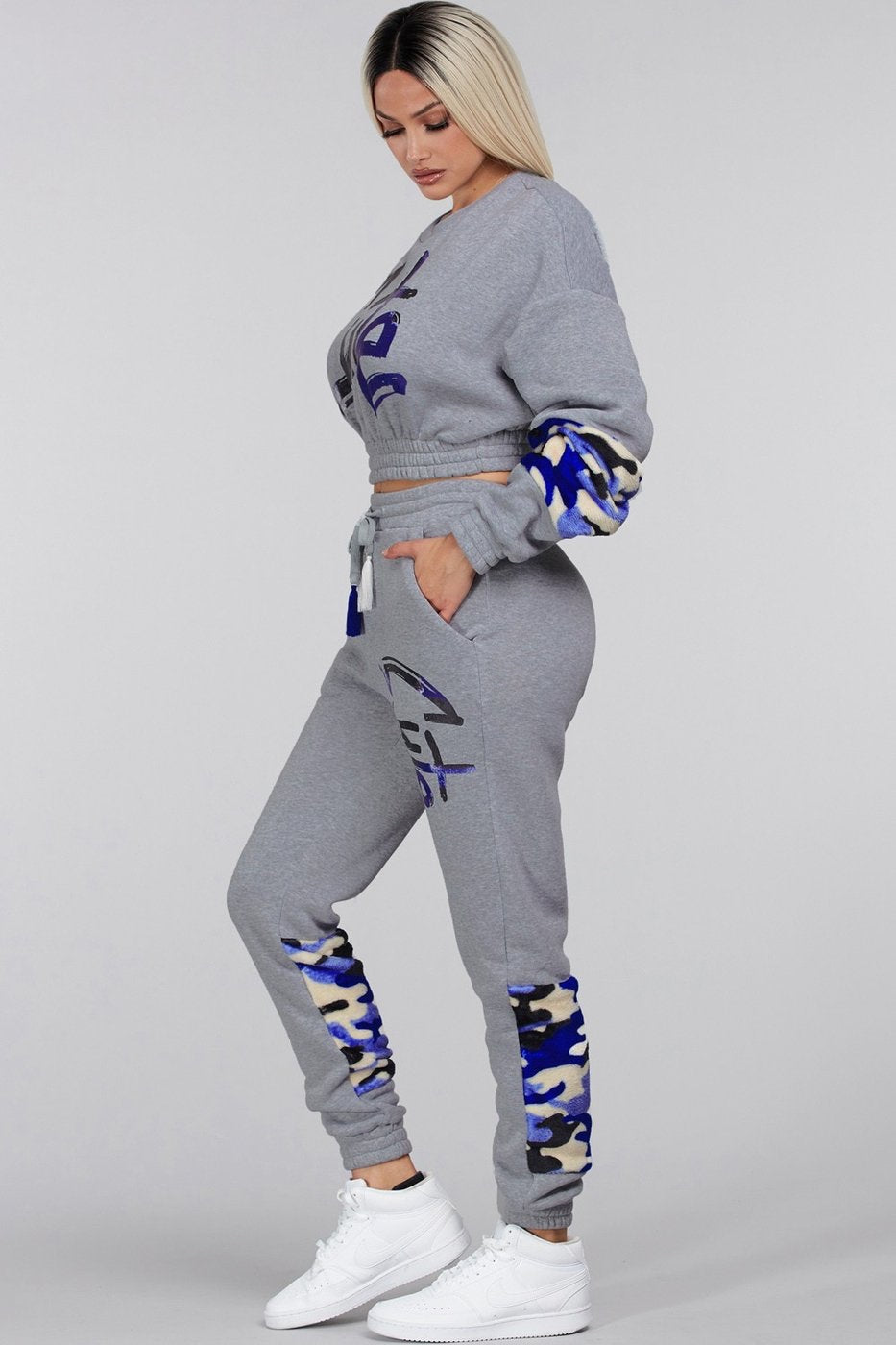 PULL OVER CROPP SWEATER AND JOGGER SET